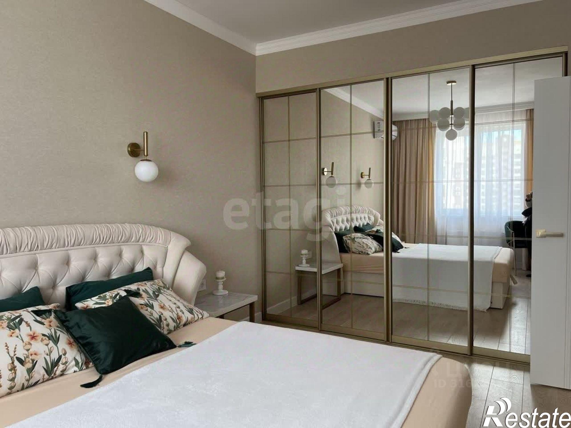 Купить квартиру за 9 900 000 рублей на ул Крымской весны, 2