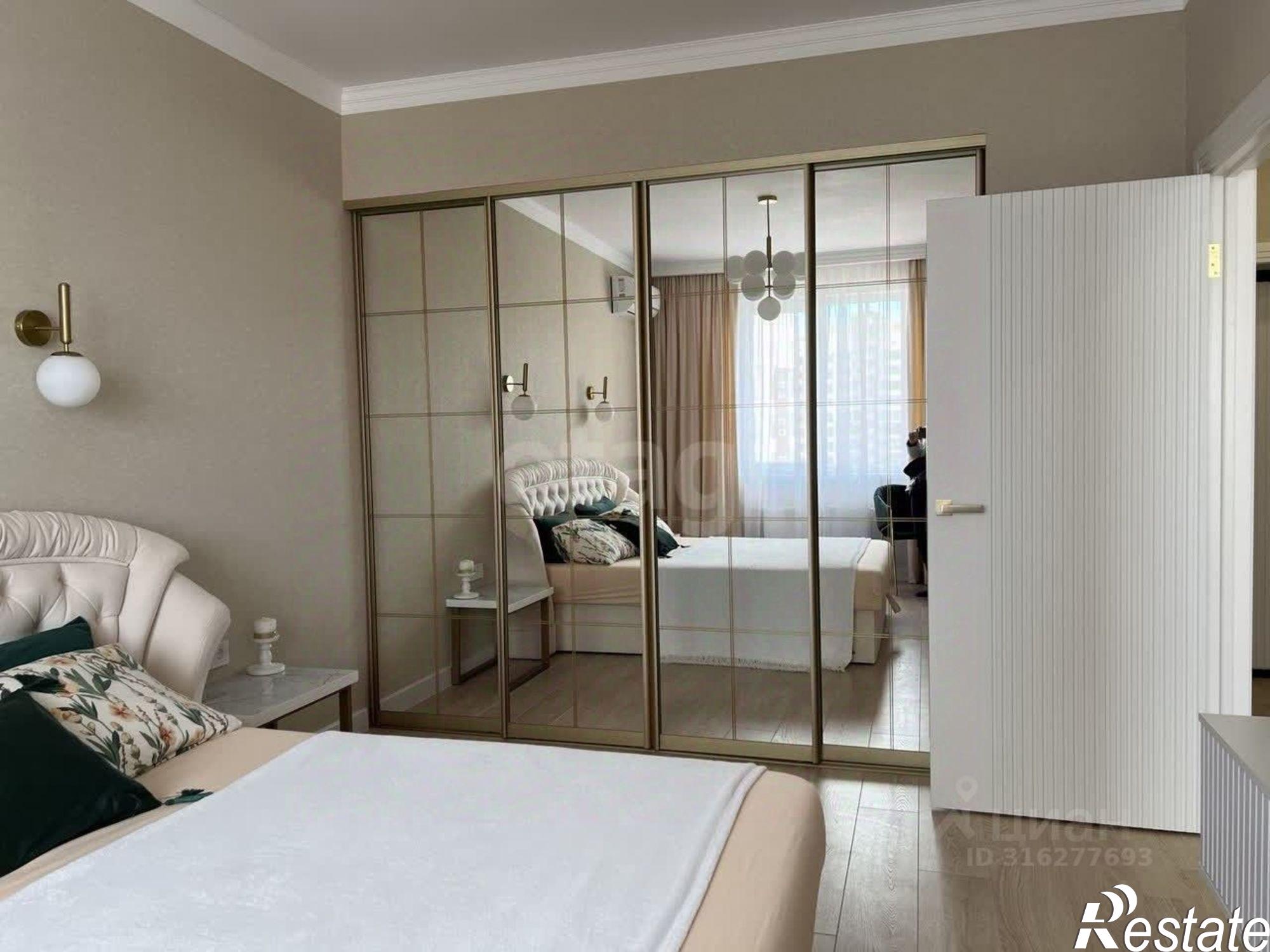 Купить квартиру за 9 900 000 рублей на ул Крымской весны, 2