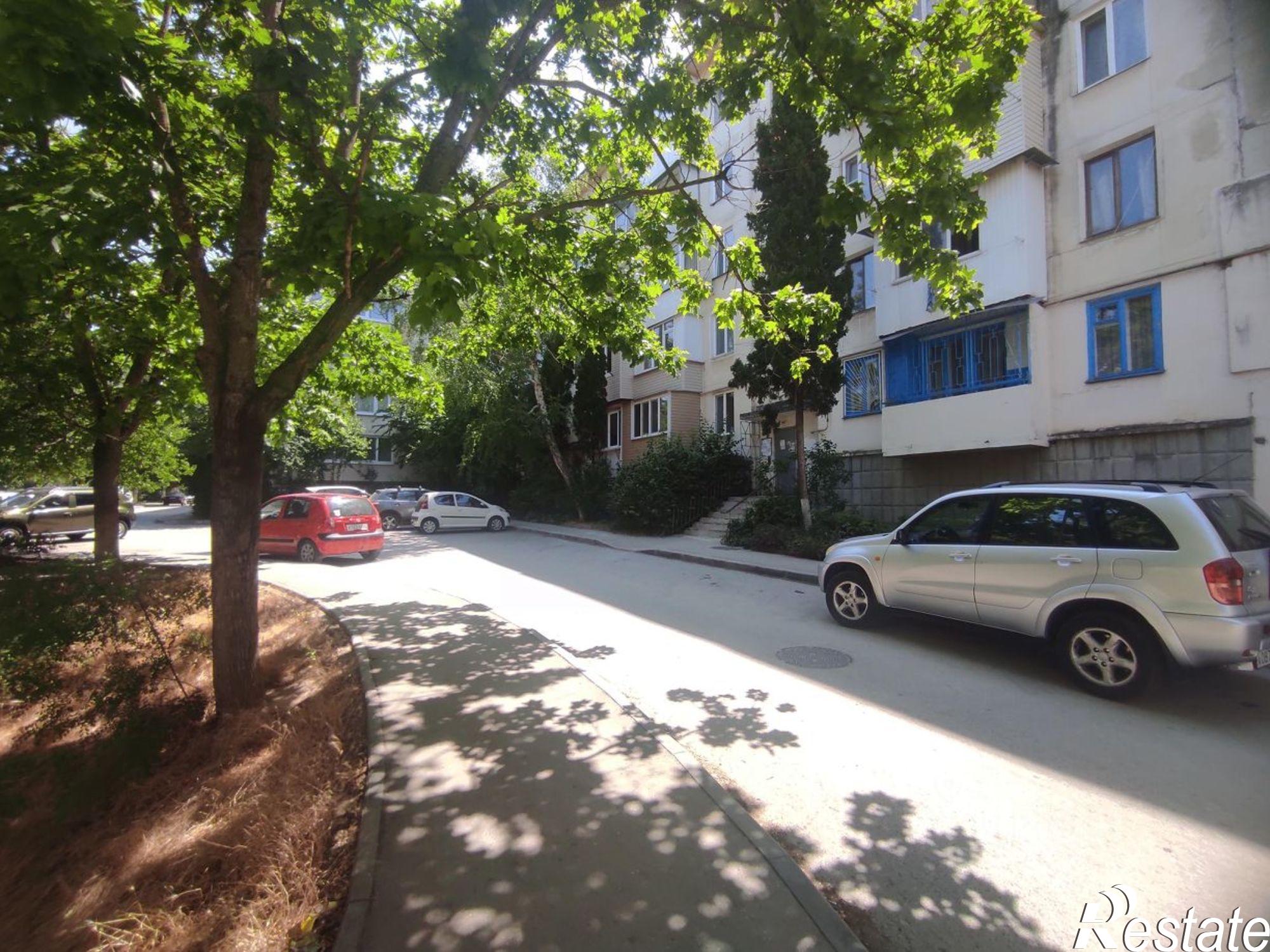 Купить квартиру за 10 200 000 рублей на ул Маршала Геловани, 26