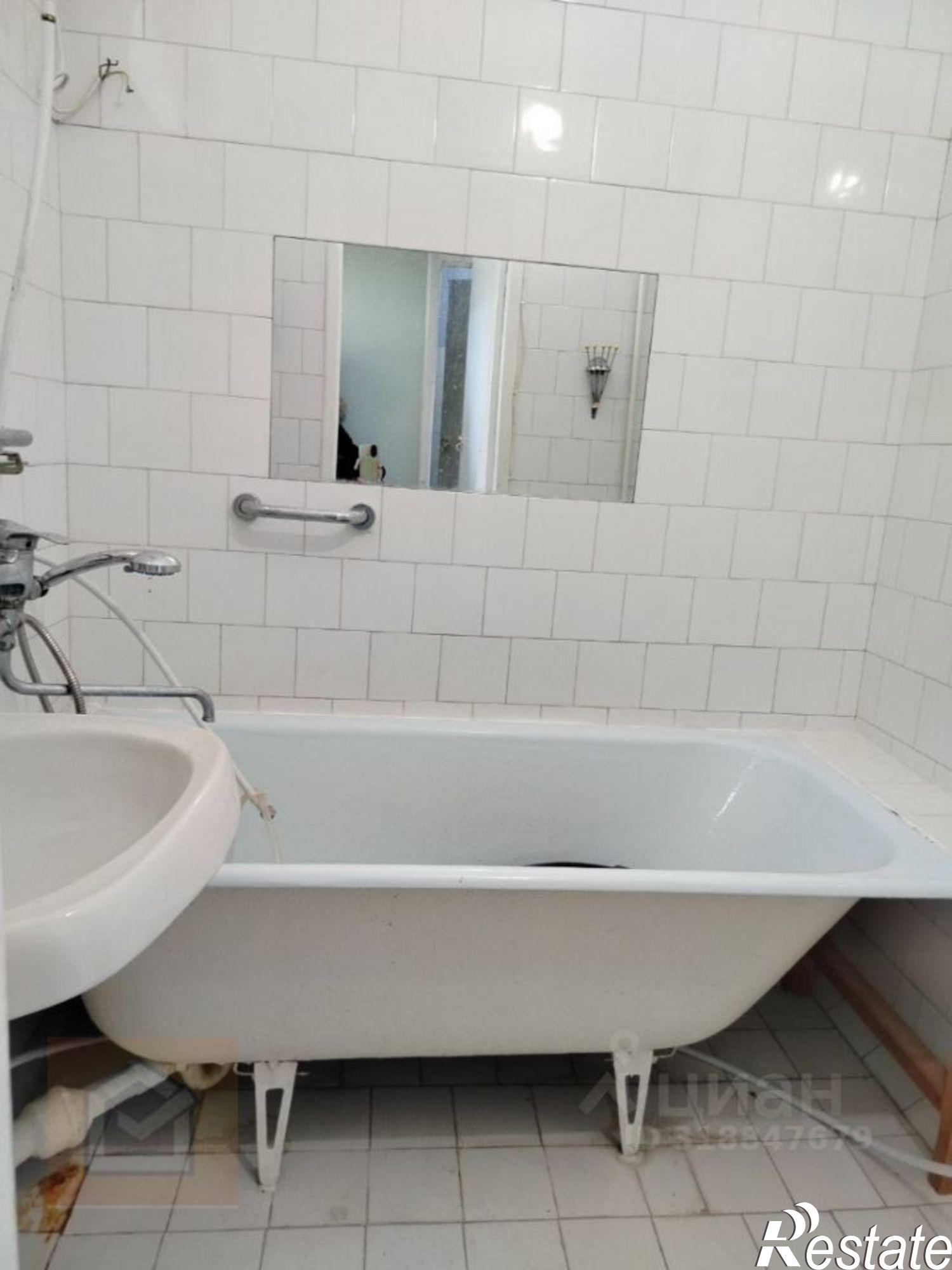 Купить комнату за 2 200 000 рублей на улица Павла Корчагина, 42