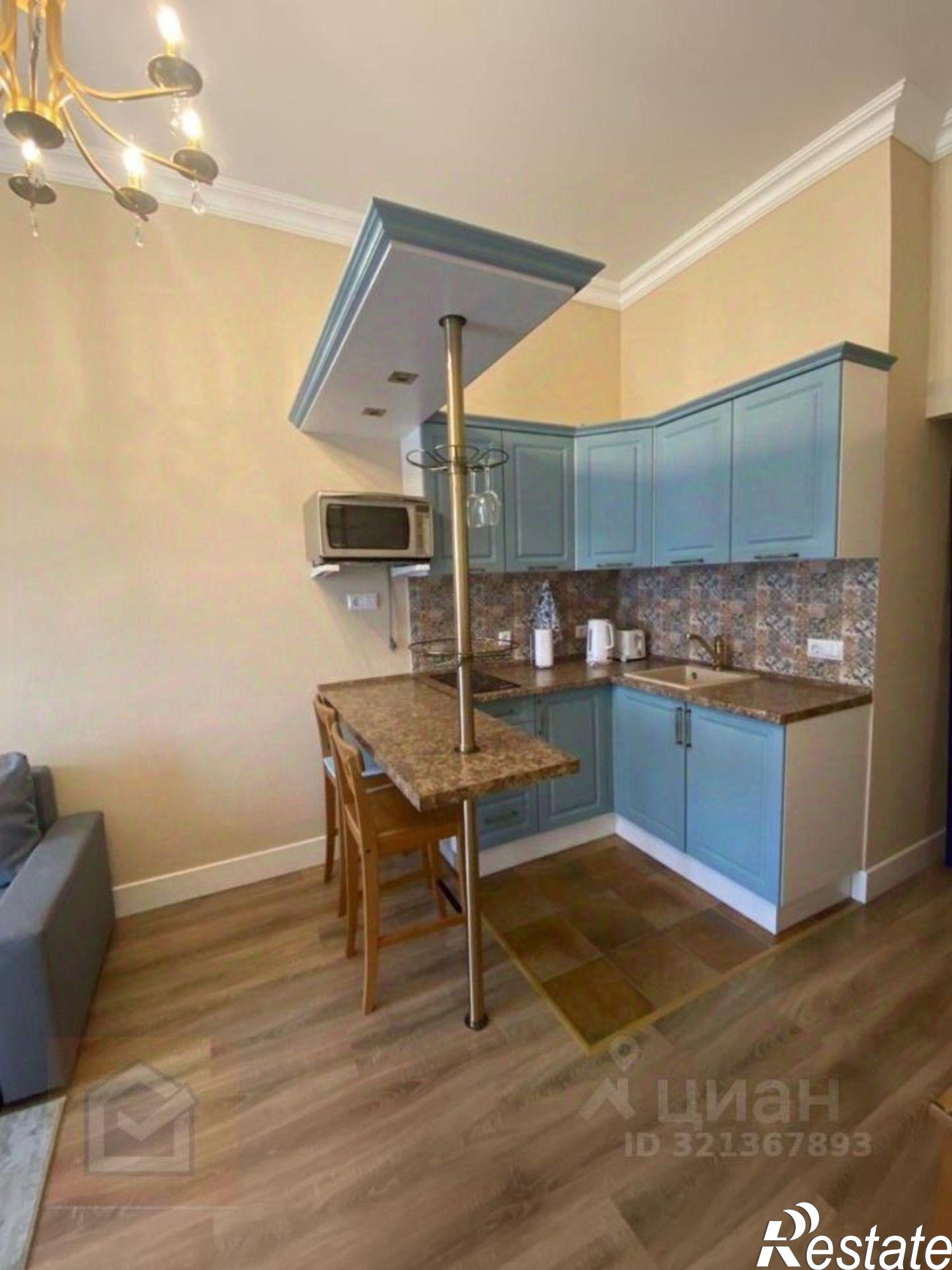 Купить квартиру за 8 500 000 рублей на Античный пр-кт., 21