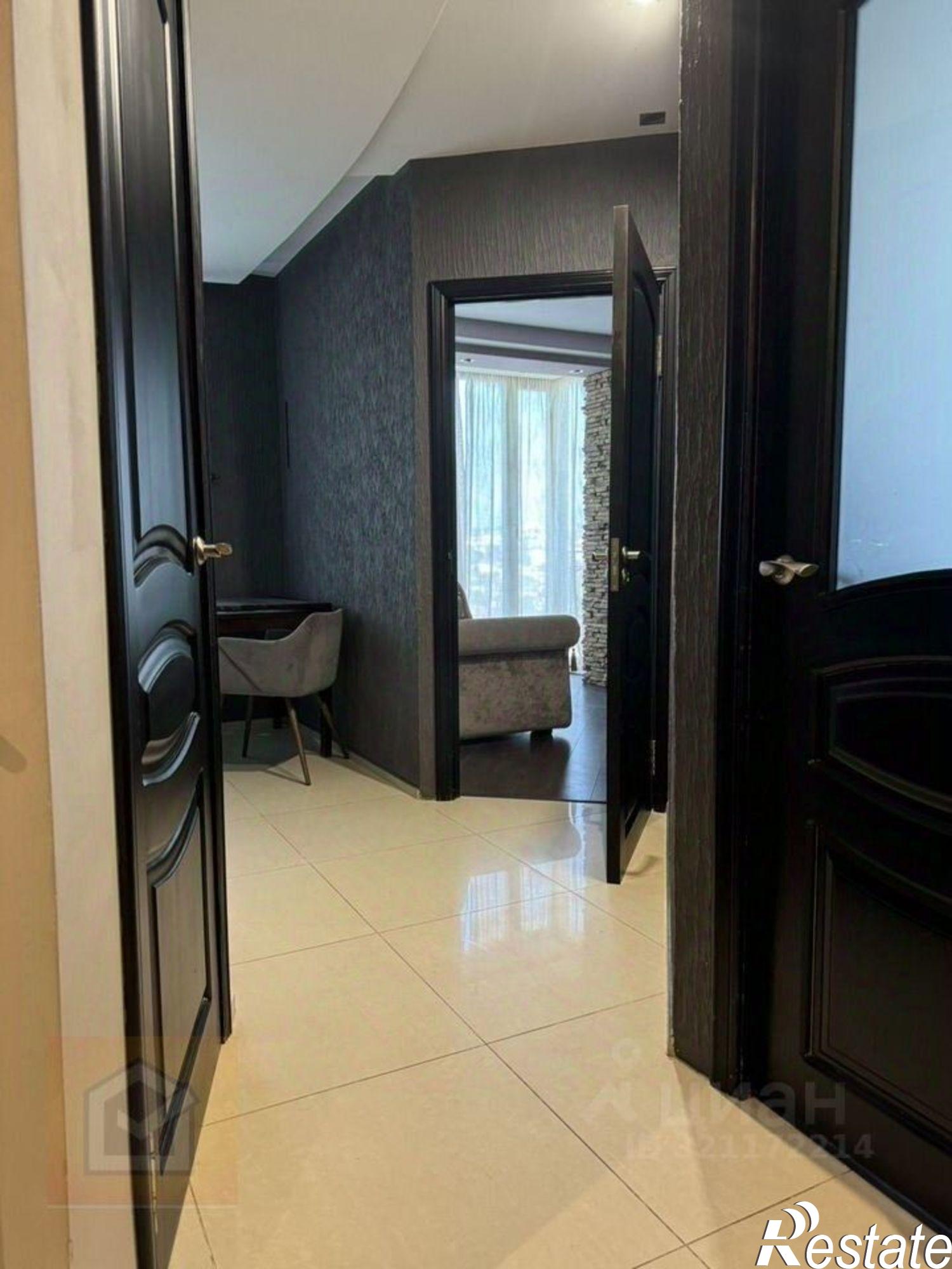 Купить квартиру за 9 900 000 рублей на ул Брянская, 6