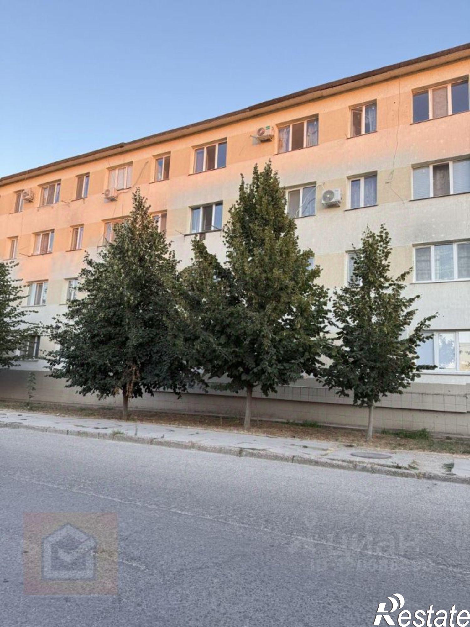 Купить комнату за 3 100 000 рублей на ул Строительная, 8