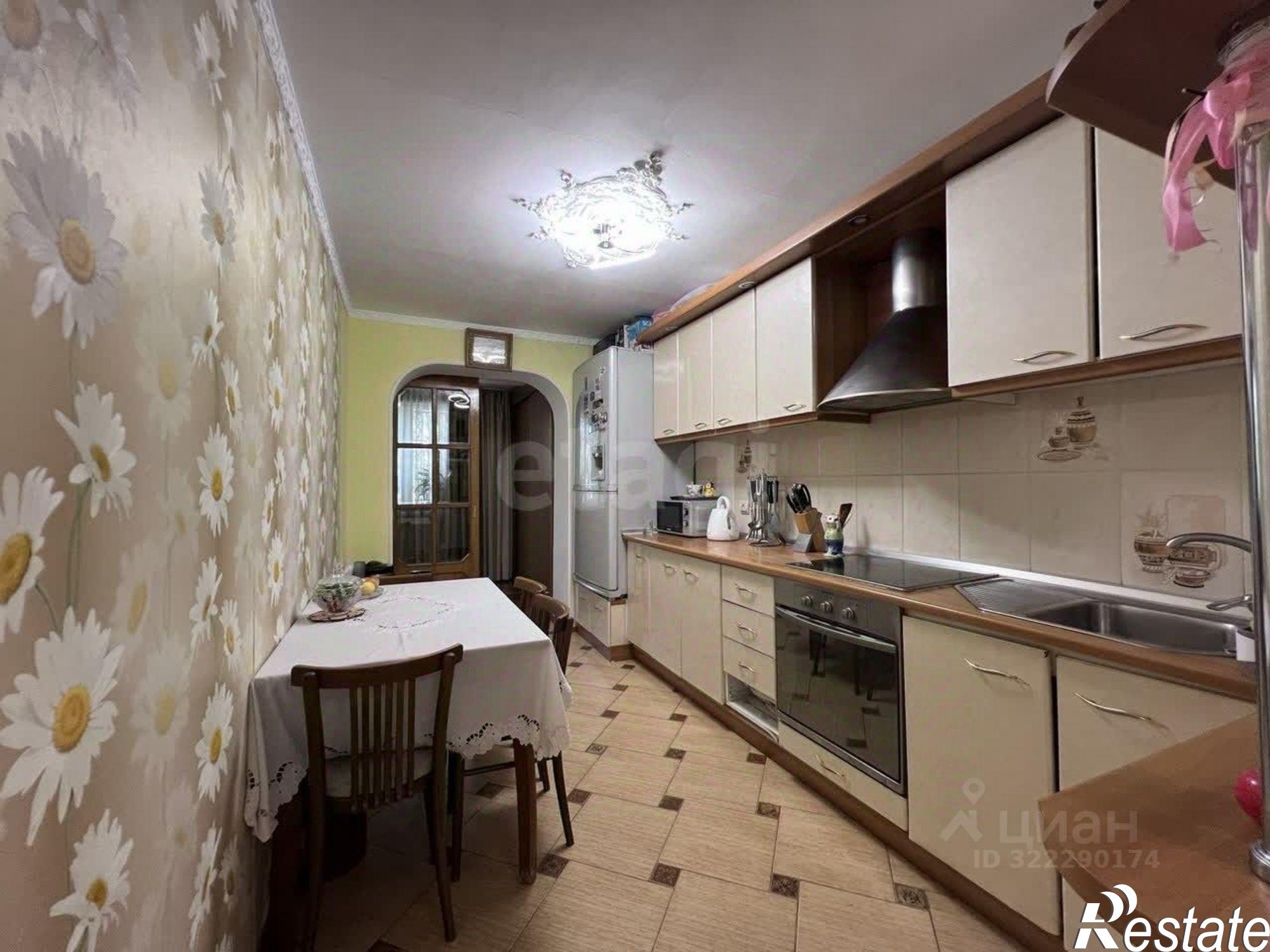 Купить квартиру за 11 900 000 рублей на Партенитская улица, 12