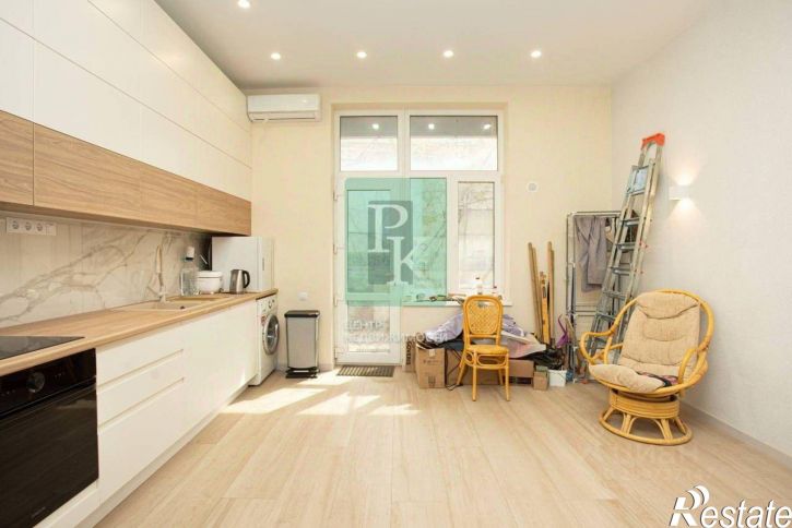 2-комн квартира Челюскинцев улица, 57/2,  д. 57/2