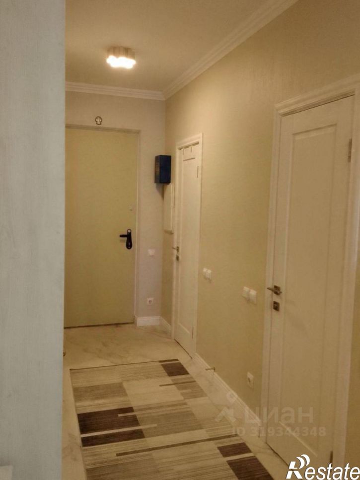 3-комн квартира улица Авроры, 44,  д. 44