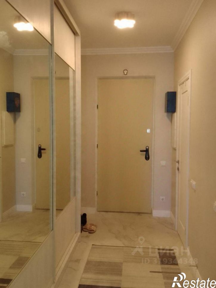 3-комн квартира улица Авроры, 44,  д. 44