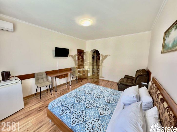 Отдельное здание Б. Хмельницкого улица, 10,  д. 10