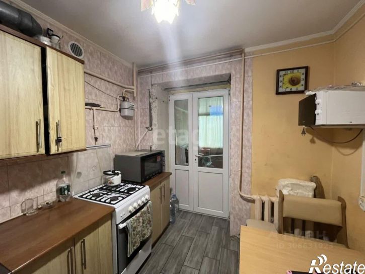 2-комн квартира Строительная улица, 19,  д. 19