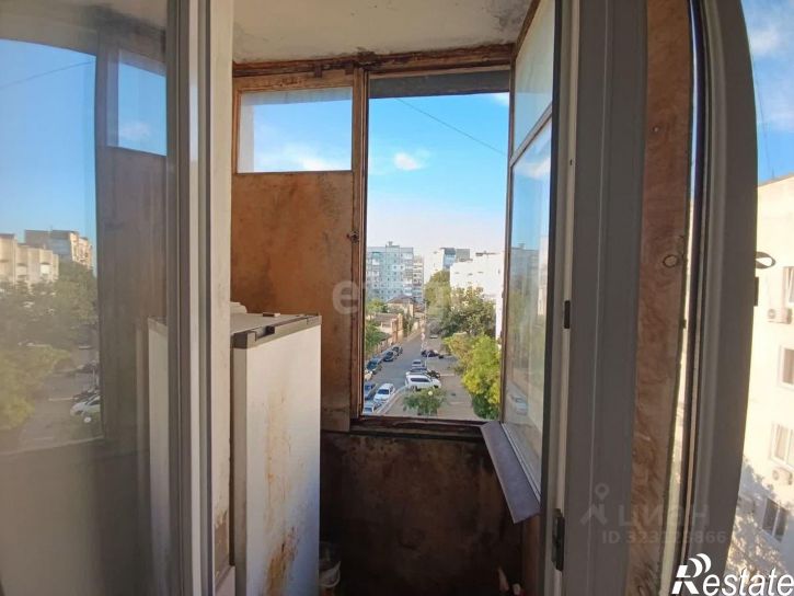 3-комн квартира улица Революции, 12,  д. 12