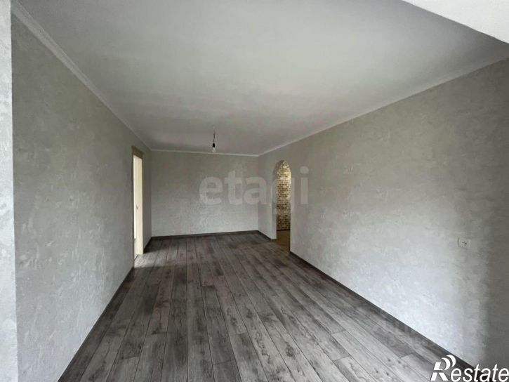 2-комн квартира Строительная улица, 19,  д. 19