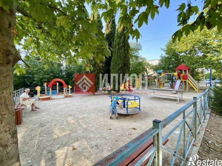 4-комн квартира проспект Победы, 74,  д. 74