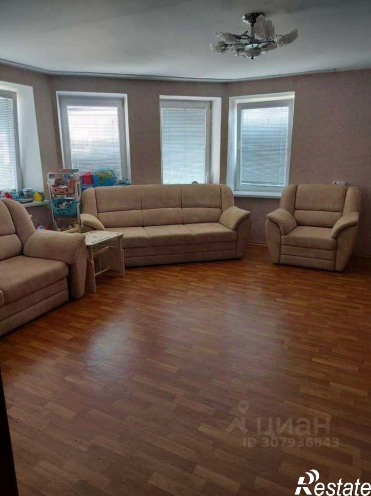 4-комн квартира пр-кт Героев Сталинграда, 51,  д. 51