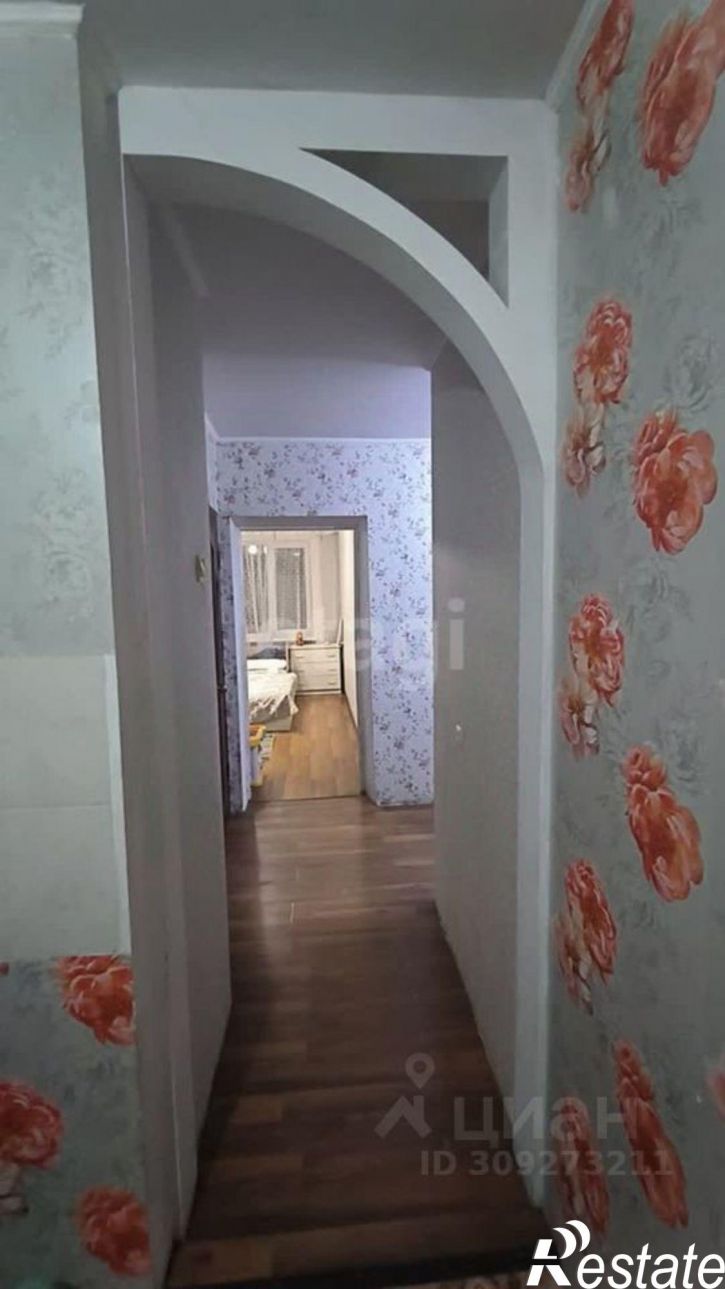 2-комн квартира мкр 10, 19,  д. 19