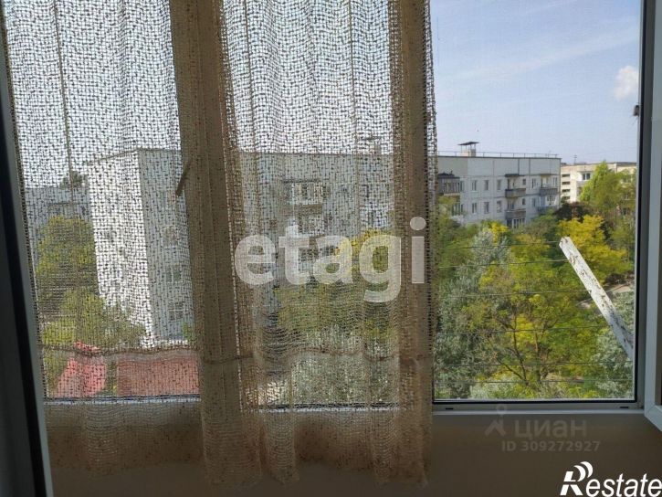 2-комн квартира проспект Героев Десантников, 2,  д. 2