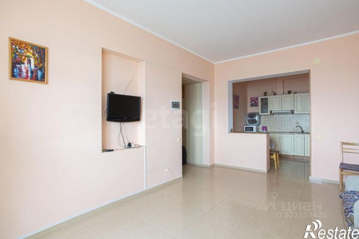 1-комн квартира улица Авиаторов, 1,  д. 1