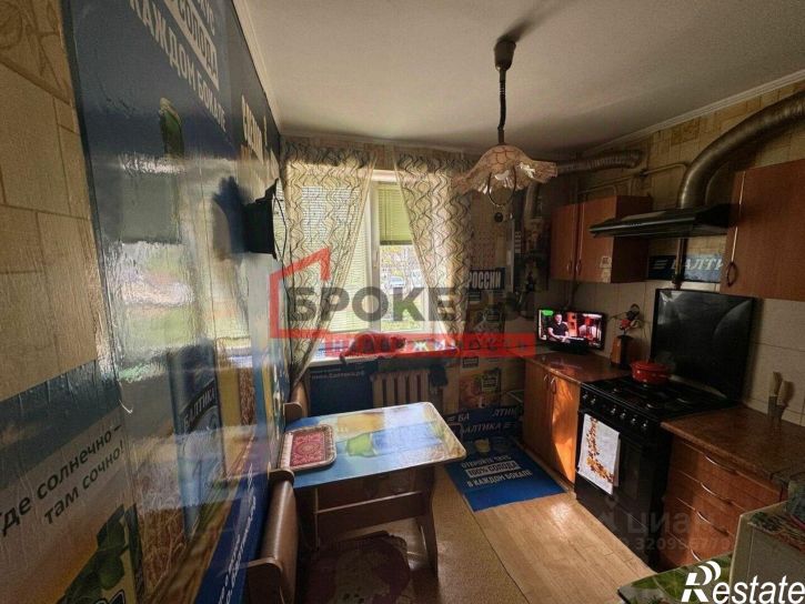 2-комн квартира улица Маршала Крылова, 13,  д. 13