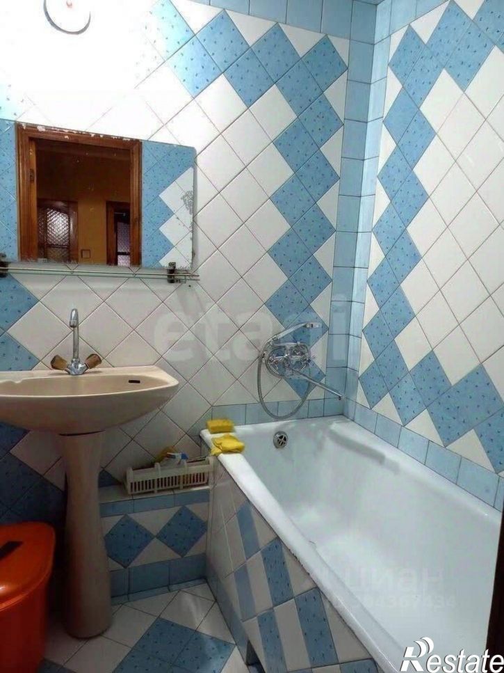 3-комн квартира пр-кт Героев Сталинграда, 35,  д. 35