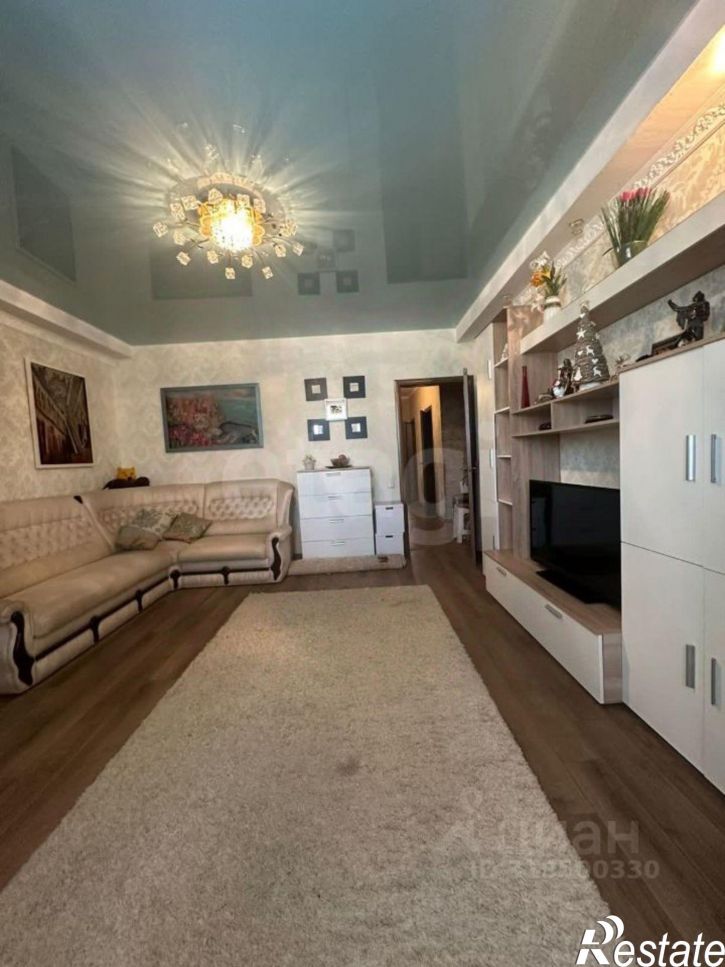 3-комн квартира проспект Октябрьской Революции, 20,  д. 20