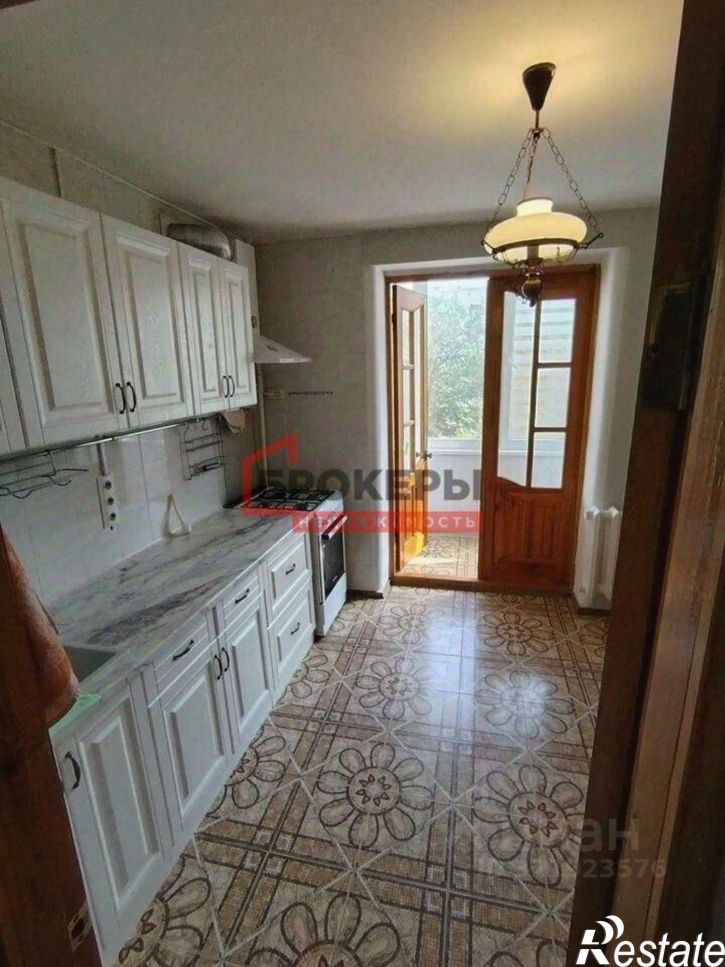 3-комн квартира пр-кт Генерала Острякова, 165,  д. 165