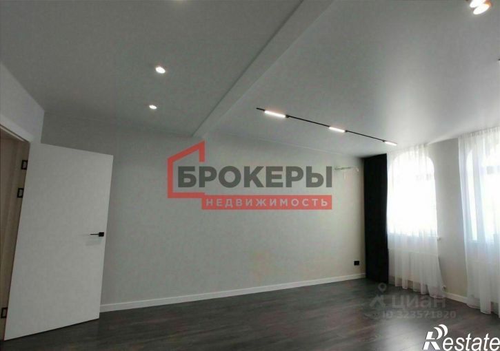 3-комн квартира Античный проспект, 4,  д. 4