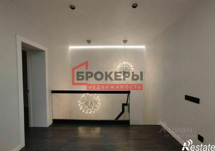 3-комн квартира Античный проспект, 4,  д. 4