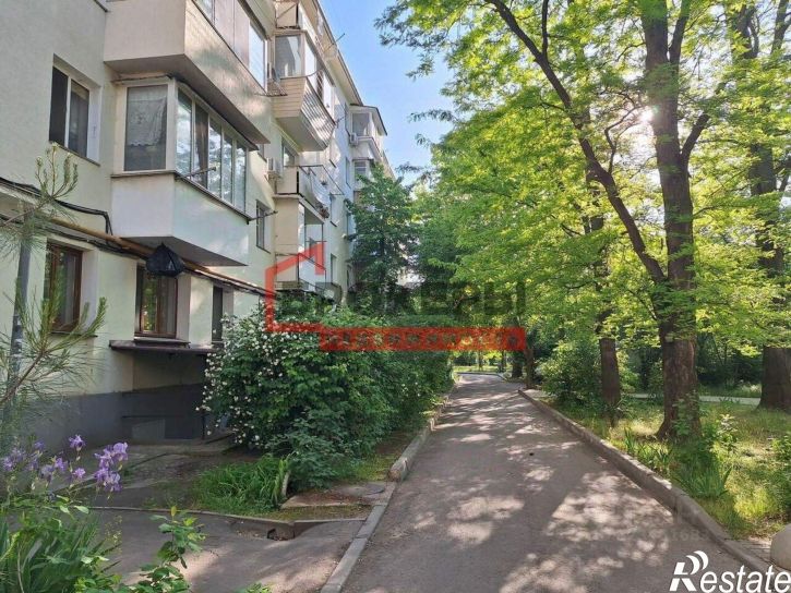 2-комн квартира пр-кт Генерала Острякова, 68,  д. 68