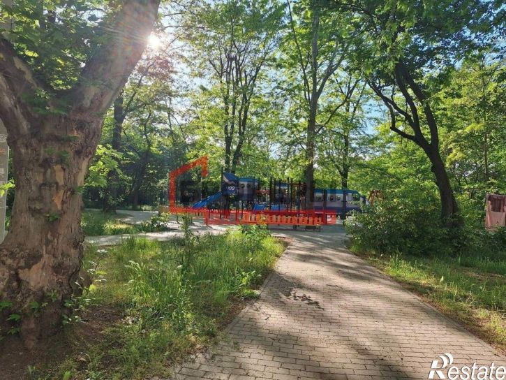 2-комн квартира пр-кт Генерала Острякова, 68,  д. 68