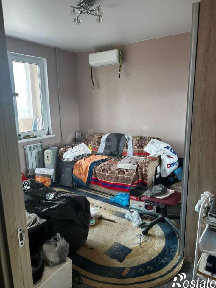 3-комн квартира ул Генерала Мельника, 1,  д. 1