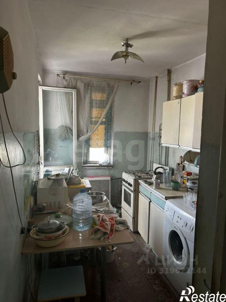 3-комн квартира ул Генерала Мельника, 1,  д. 1