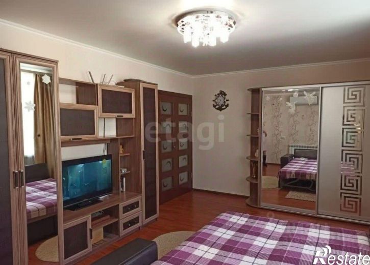 2-комн квартира проспект Героев Десантников, 2,  д. 2