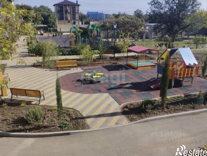 2-комн квартира ул Коммунистическая, 1,  д. 1