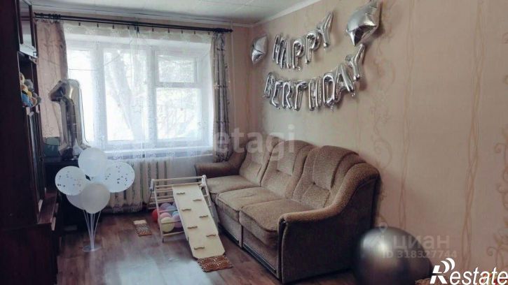 3-комн квартира улица Первушина, 8,  д. 8