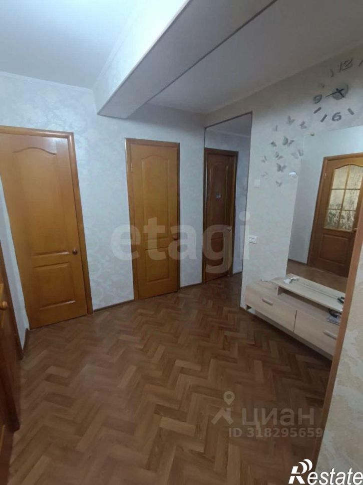 3-комн квартира 2-й микрорайон, 11,  д. 11