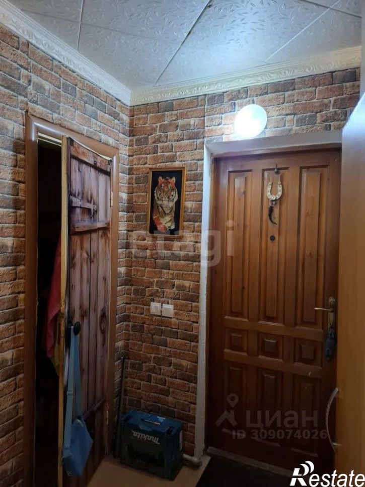 1-комн квартира пр-кт 60 лет СССР, 4,  д. 4