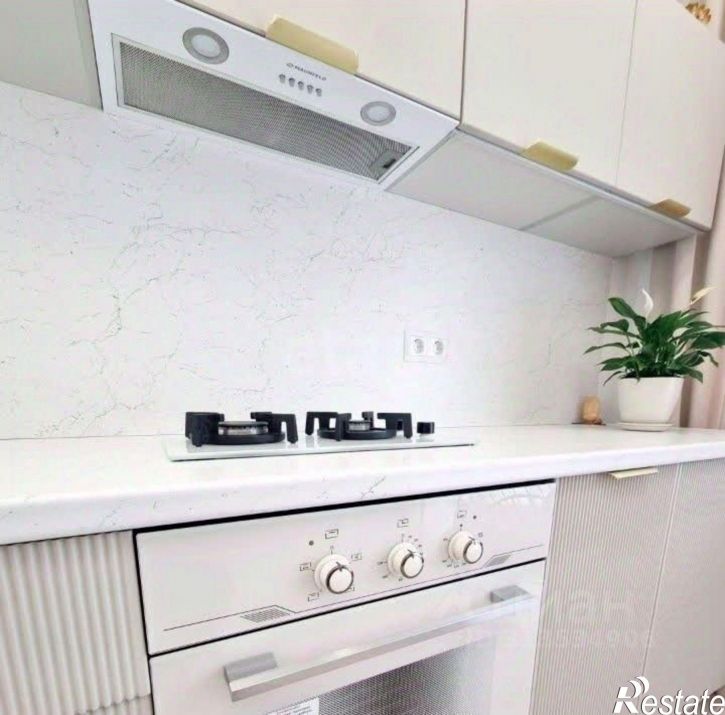 2-комн квартира Сакский район