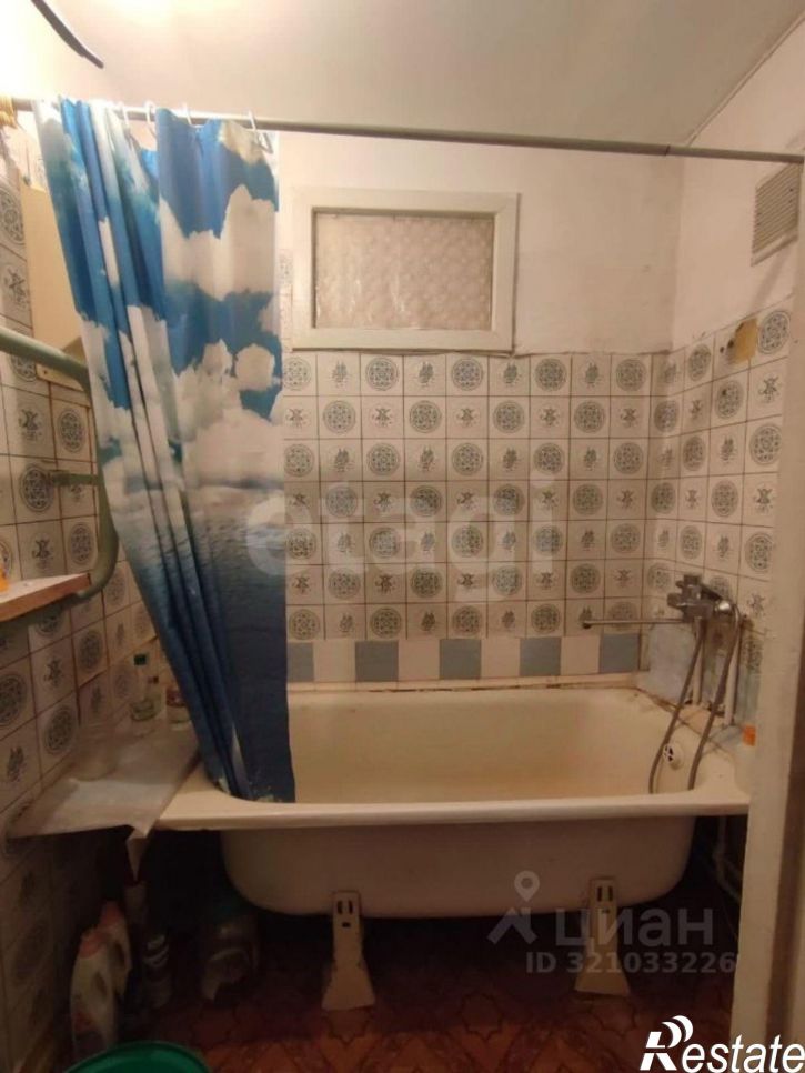 2-комн квартира проспект Героев Десантников, 2,  д. 2