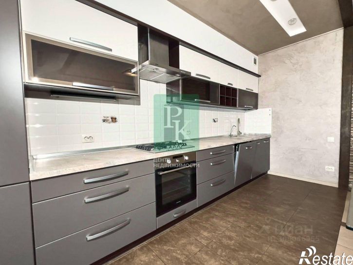 4-комн квартира ул Степаняна, 10б,  д. 10б