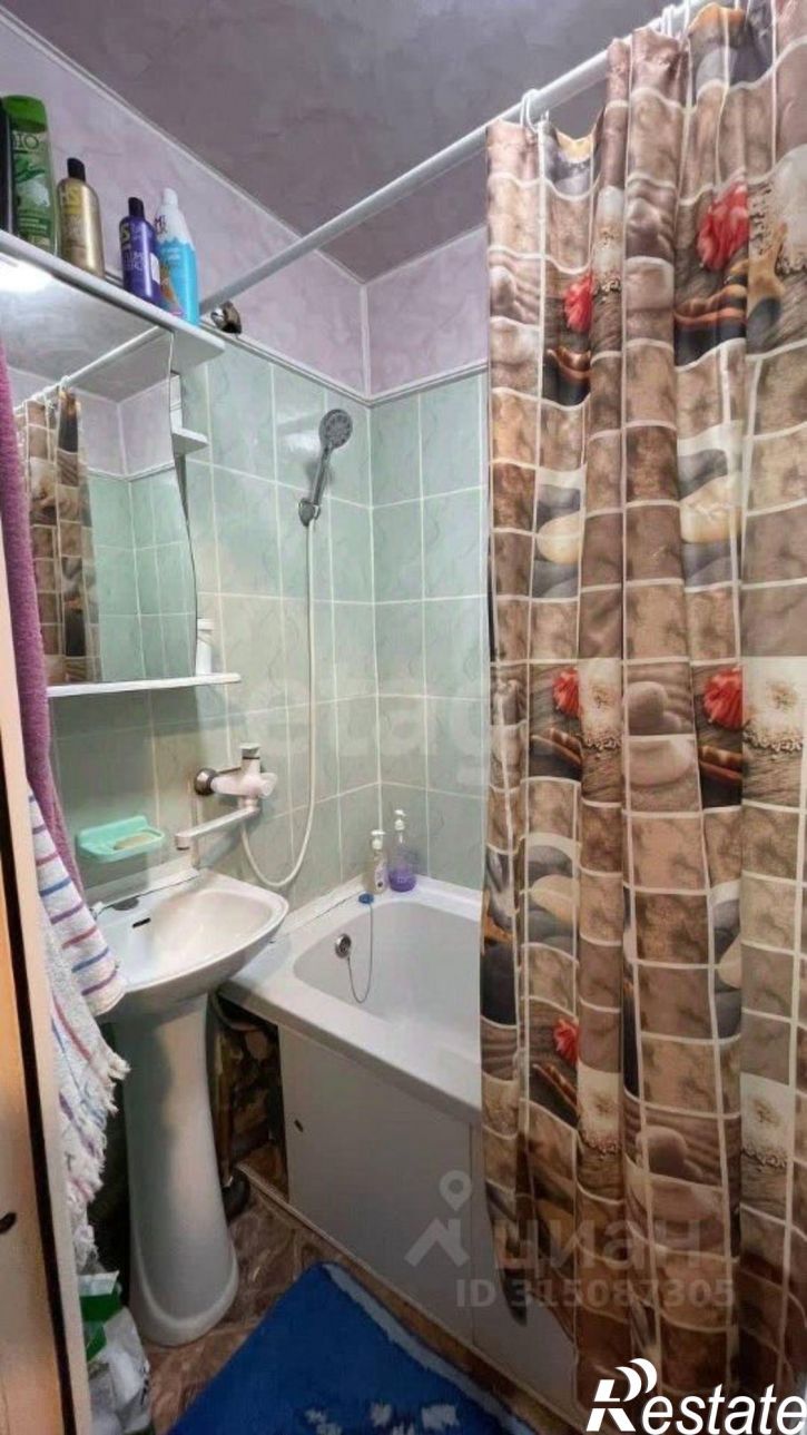 3-комн квартира проспект Героев Десантников, 2,  д. 2