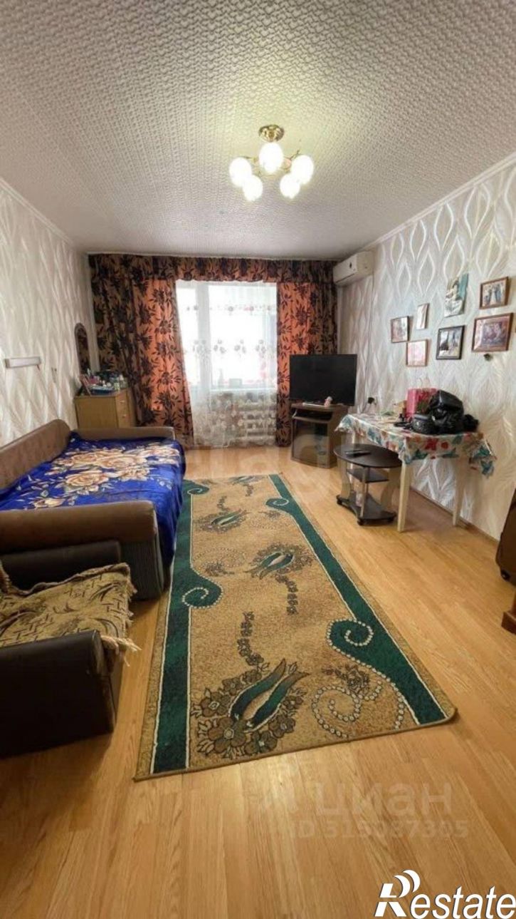 3-комн квартира проспект Героев Десантников, 2,  д. 2