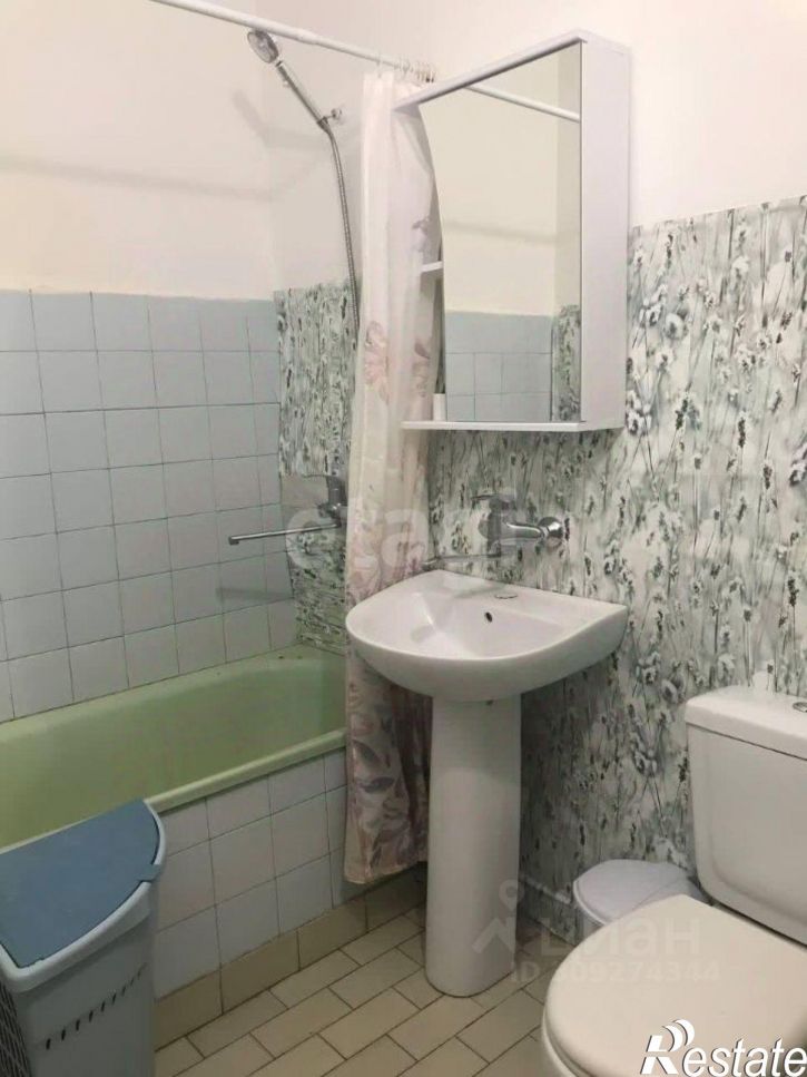 3-комн квартира ул Димитрова, 4,  д. 4