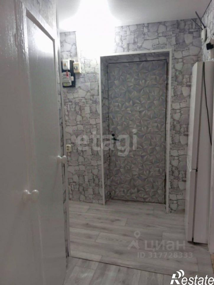 2-комн квартира улица Иванищева, 22,  д. 22