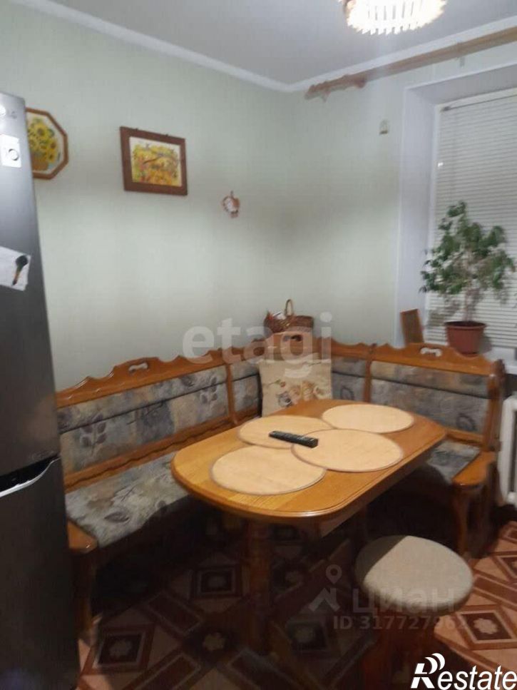 2-комн квартира мкр 1, 5,  д. 5