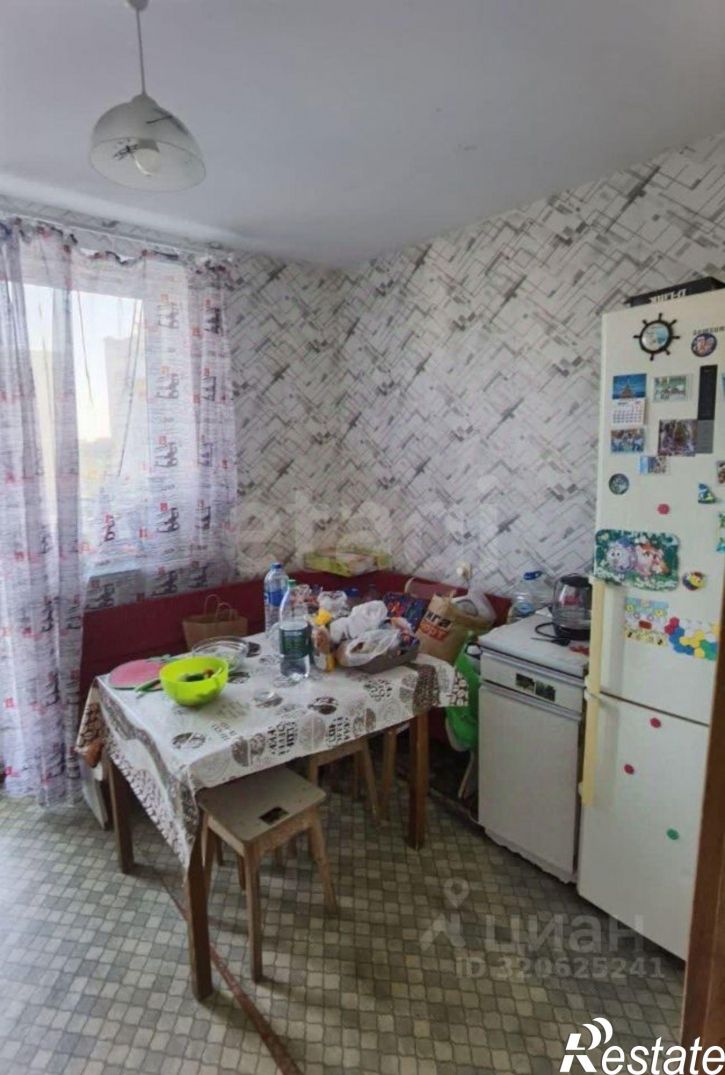 3-комн квартира ул Кооперативная, 19,  д. 19