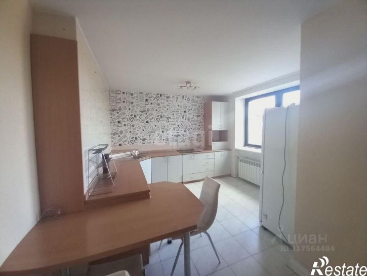 5-комн квартира ул Салгирная, 15,  д. 15