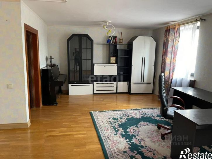 5-комн квартира ул Салгирная, 15,  д. 15