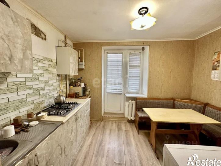 3-комн квартира улица Кржижановского, 8,  д. 8