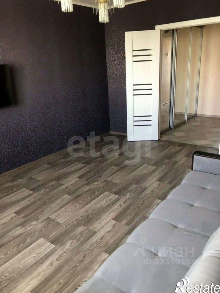 2-комн квартира проспект Героев Десантников, 2,  д. 2