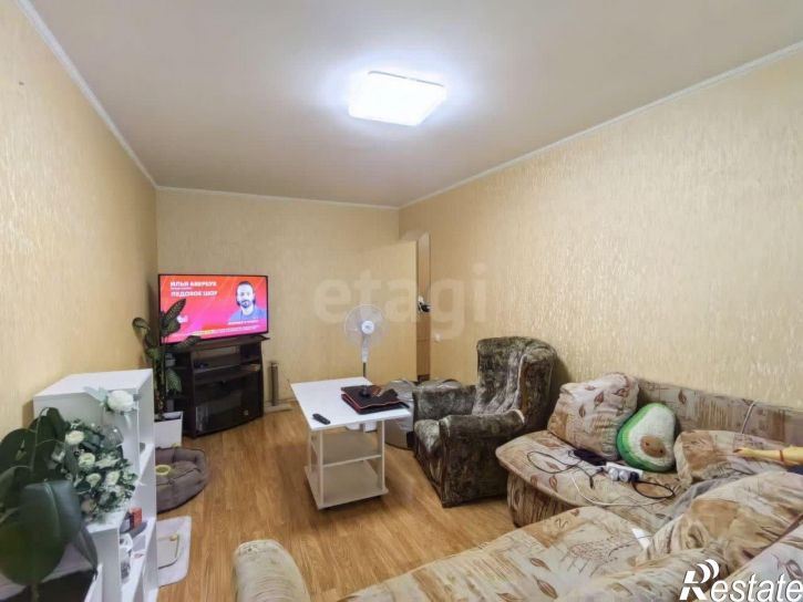 3-комн квартира улица Яблочкова, 17,  д. 17