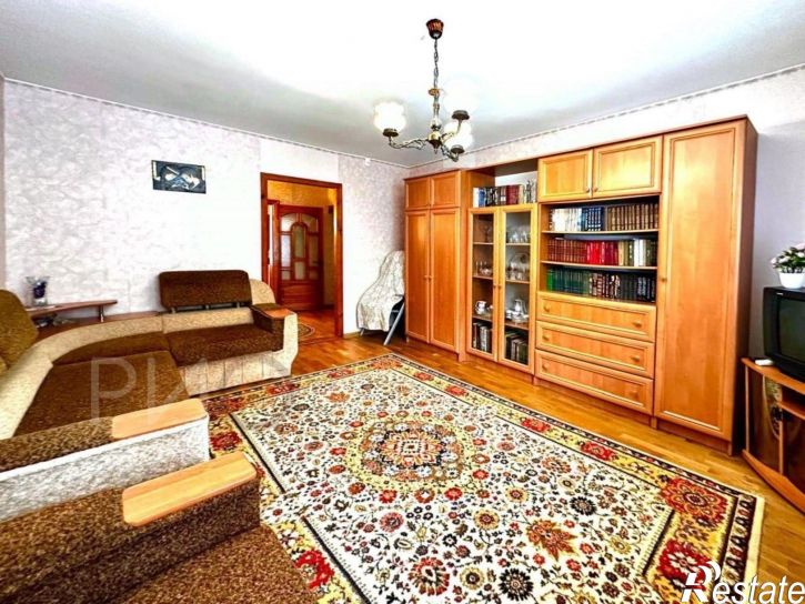 2-комн квартира Каштановая улица, 3,  д. 3